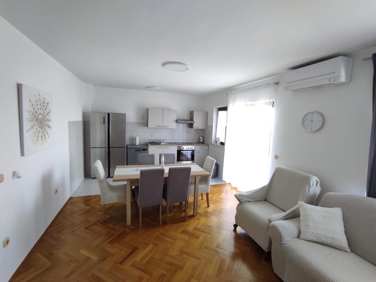 Appartement House Silva à Podstrana Extérieur photo